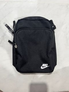 (Category: ) located in . Submitted by kuaciminpreloved (Listing ID 1329001839, Image 1). Description: .