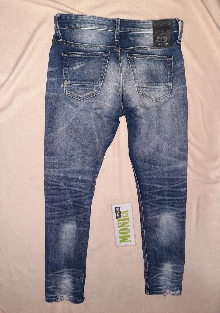 Denham Bolt Skinny (Category: Jeans) located in Santo Tomas. Submitted by monicasebastian_0520 (Listing ID 1329042350, Image 2). Description: Denham Jeans Actual waist 31 Skinny Tattered Design Strechable Button fly Acid wash Leather Patch Exellent Like Brandnew Condition Just 🅿️ Ⓜ️ if INTERESTED Price 900+sf.