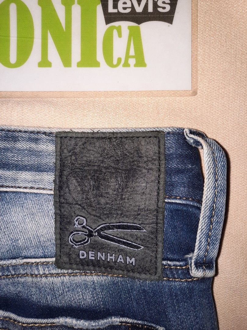 Denham Bolt Skinny (Category: Jeans) located in Santo Tomas. Submitted by monicasebastian_0520 (Listing ID 1329042350, Image 1). Description: Denham Jeans Actual waist 31 Skinny Tattered Design Strechable Button fly Acid wash Leather Patch Exellent Like Brandnew Condition Just 🅿️ Ⓜ️ if INTERESTED Price 900+sf.