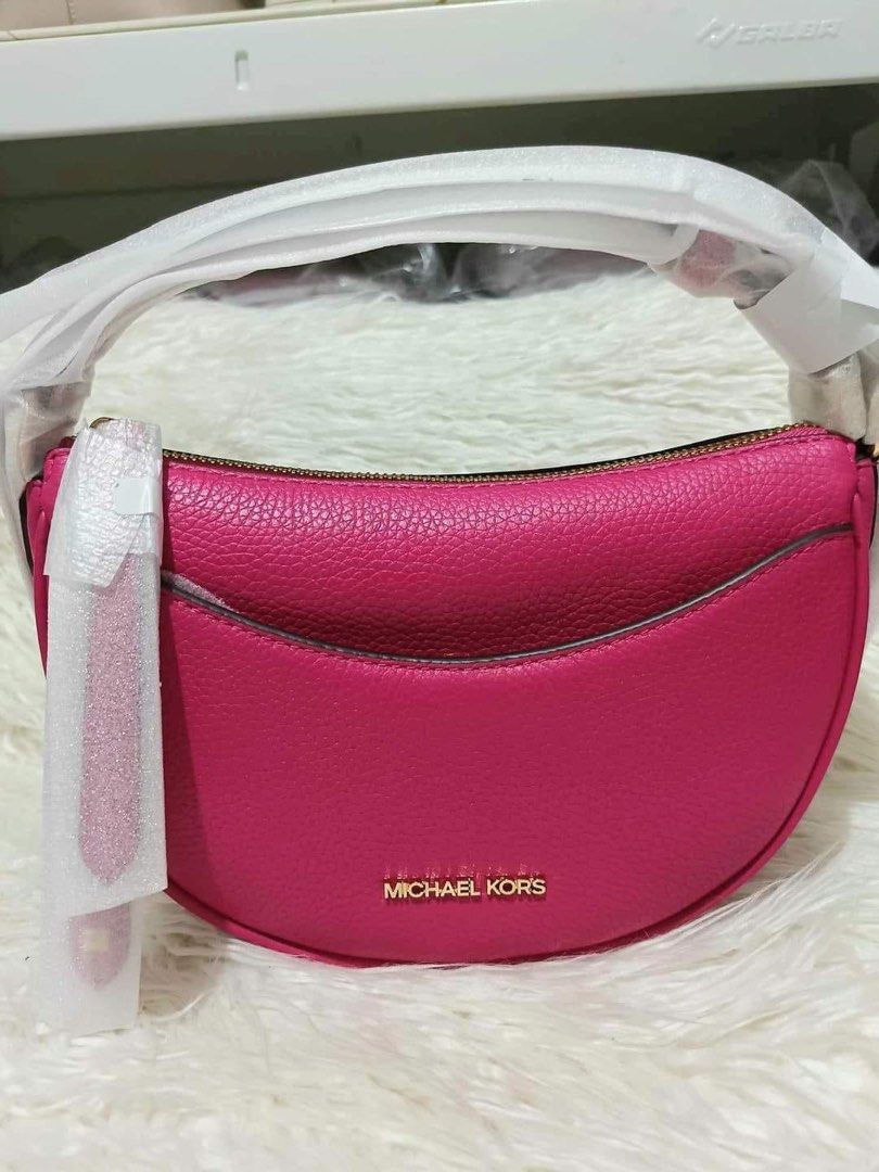 Dover Small Crossbody (Category: Luxury Bags & Wallets) located in Manila. Submitted by lovieauthenticmerchandise (Listing ID 1329106151, Image 1). Description: .