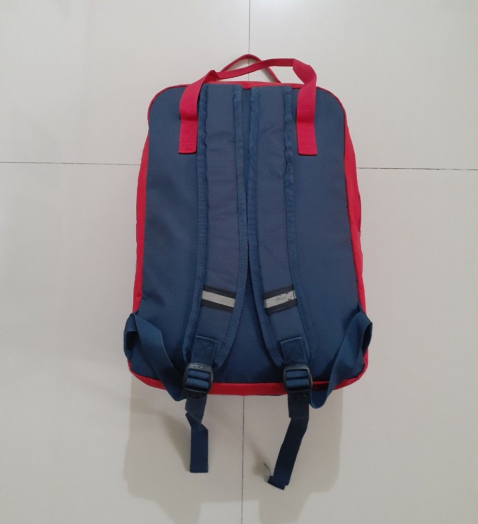 FILA Tri-Color BackPack (Category: Backpacks) located in Candaba. Submitted by ThrifthingsPH02 (Listing ID 1328976495, Image 2). Description: Selling FILA Tri-Color BackPack 11.5" x 17" x 5" Well used Condition Can Fit A4 Laptop Compartment Suitable For School Spacious Interior flaws : Scratch , Washable Stain and In Sling Scratch on reflectorize Details Php 849 add sf only Pampang Location Can do shipping PM for serious buyer Can send more photo