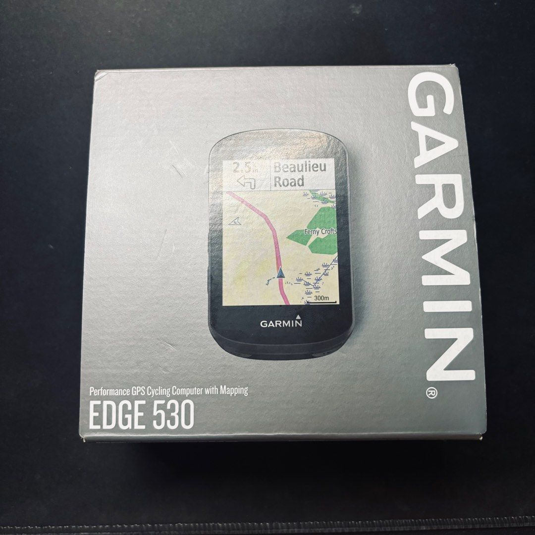 Garmin 530 w box and accessories