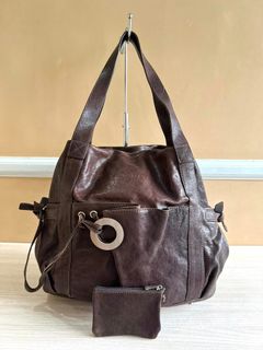 (Category: ) located in . Submitted by bellafashion08 (Listing ID 1329080460, Image 1). Description: .