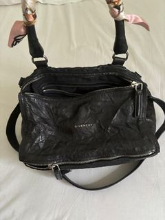 (Category: ) located in . Submitted by vouge (Listing ID 1328949457, Image 1). Description: .