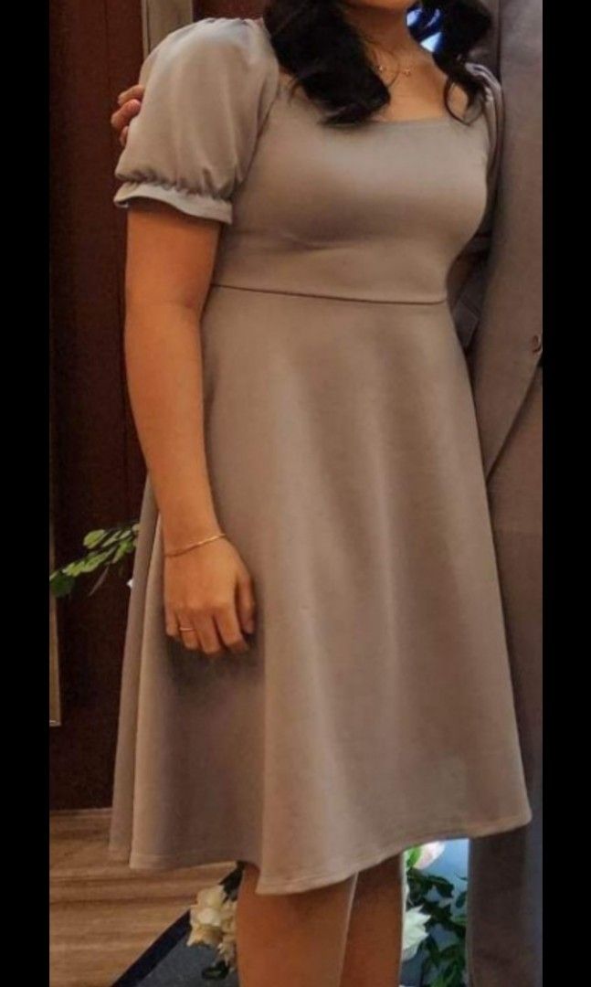 Grayish Blue Formal/Sunday Dress (Category: Dresses) located in Mexico. Submitted by francarr_ (Listing ID 1329091117, Image 2). Description: used once sa wedding.