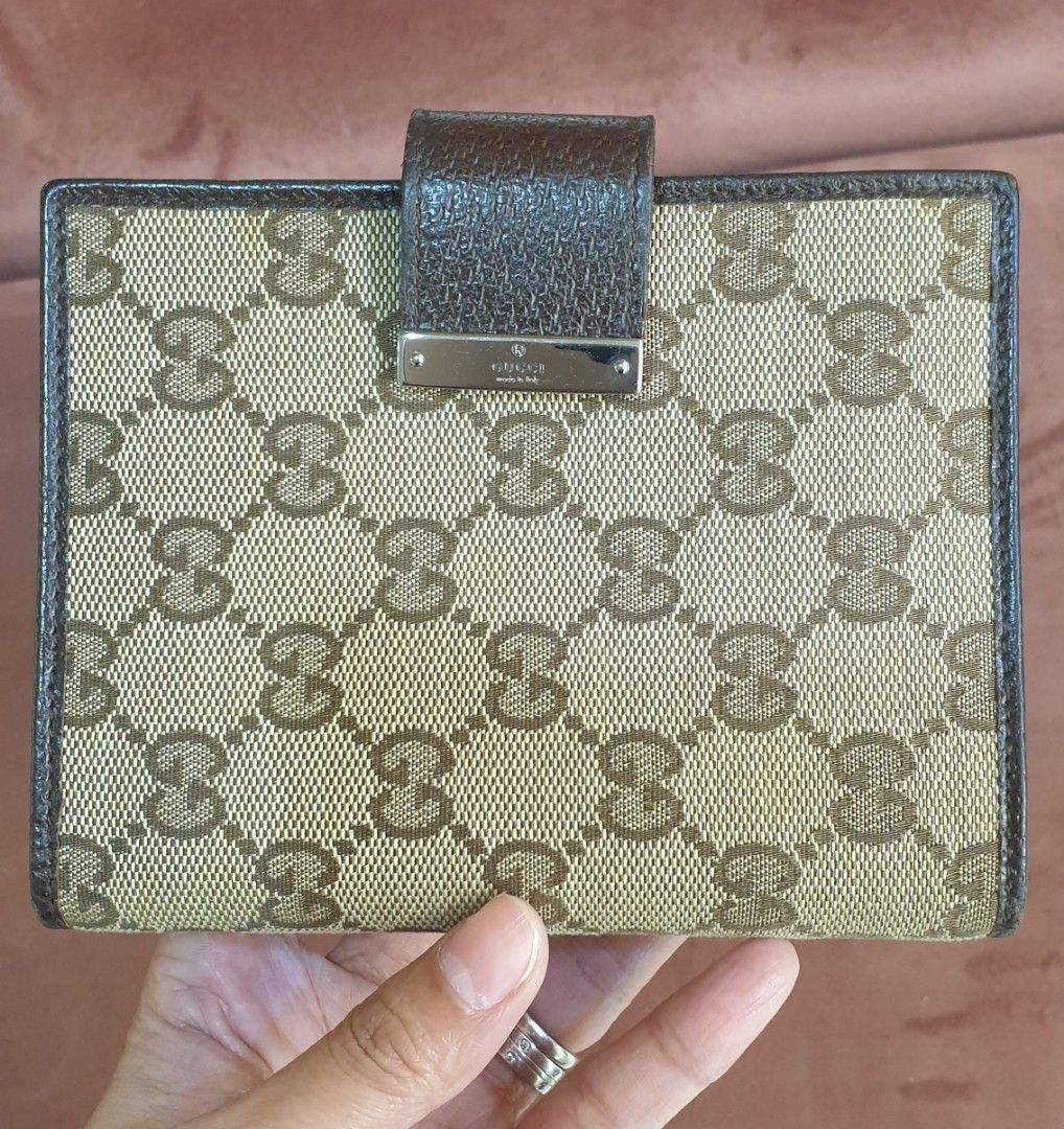 Gucci Agenda (Category: Luxury Bags & Wallets) located in General Trias. Submitted by mimispreloves (Listing ID 1329006735, Image 1). Description: ‼️Gucci Agenda Rank A no inclusion Php6.5k only.