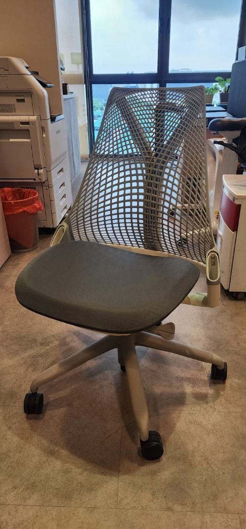 Herman Miller Sayl Without Armrest Version
