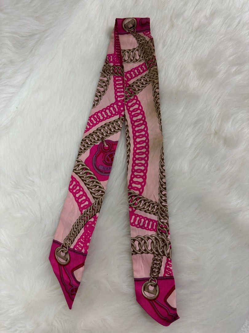 Hermes Twilly Scarf (Category: Scarves) located in San Juan City. Submitted by seeclosetfinds (Listing ID 1329053481, Image 1). Description: Authentic Hermes Twilly Scarf .