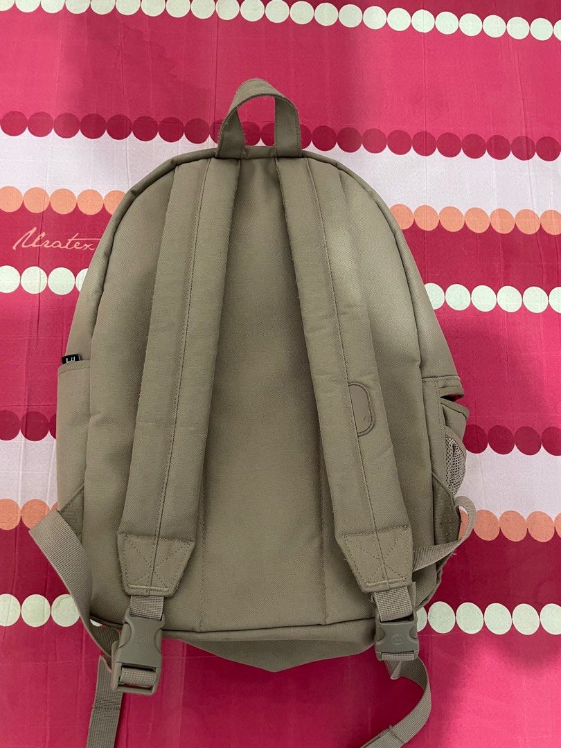 Herschel Settlement Sprout Diaper Bag Men s Fashion Bags Backpacks on Carousell