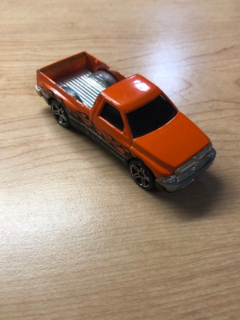 Hot Wheels Dodge Ram Truck 2000 (Category: Vehicle & Diecast Models) located in Makati City. Submitted by jarled (Listing ID 1329043001, Image 2). Description: .