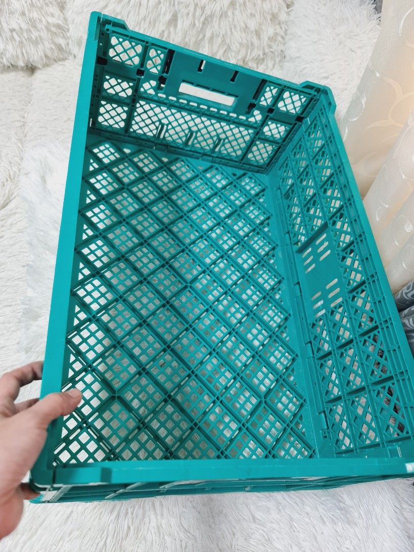 Japan Surplus large Collapsible/Foldable heavy duty box (Category: Storage Boxes & Baskets) located in Cavite. Submitted by csl_corner (Listing ID 1328977038, Image 2). Description: Japan Surplus large Collapsible Foldable heavy duty box/crate with lock 100% Authentic Original from Japan 60cm x 40cm x 21cm market price 3k++.