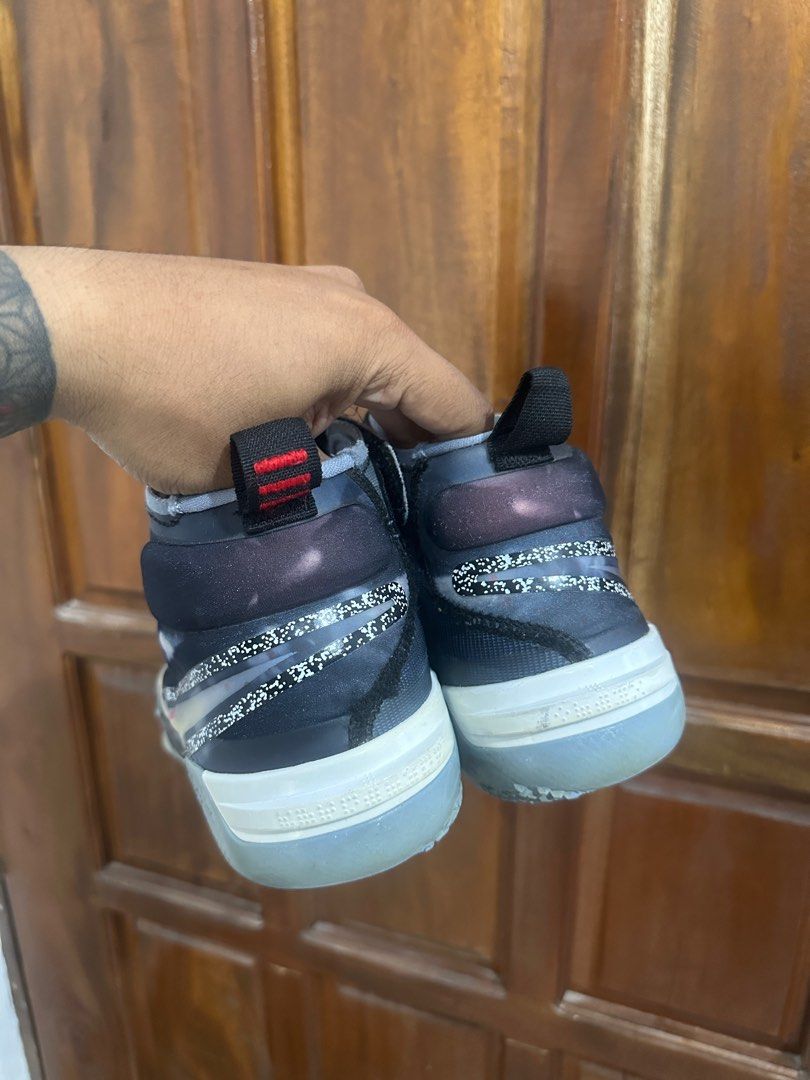 KOBE AD NXT FF SIZE 8.5 (Category: Sneakers) located in Quezon City. Submitted by jerome2929 (Listing ID 1329018046, Image 3). Description: FOR SALE : KOBE AD NXT FF SIZE 8.5 3,000 FIRM NOVALICHES AREA.