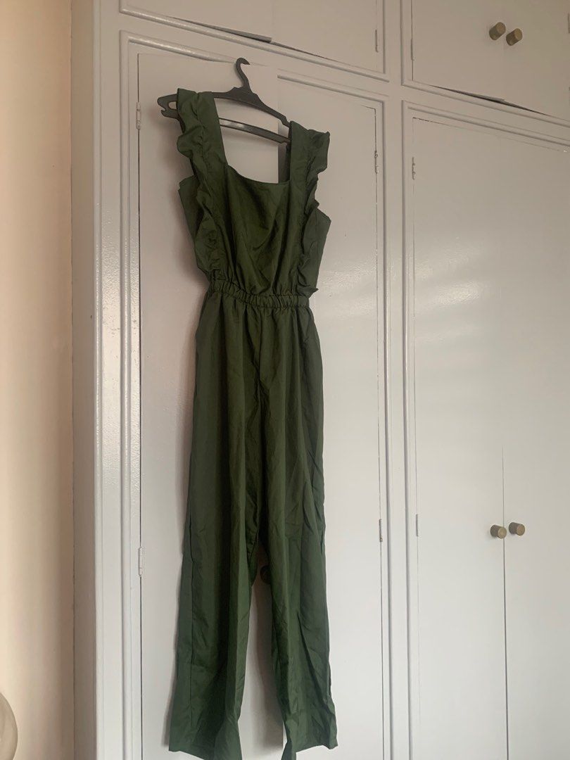 Long Dress (Category: Dresses) located in Mandaluyong City. Submitted by declutteringthings08 (Listing ID 1328963222, Image 3). Description: Decluttering 📌 Any Takers ? Preloved items once lang na suot From shein Size : small PM if interested .