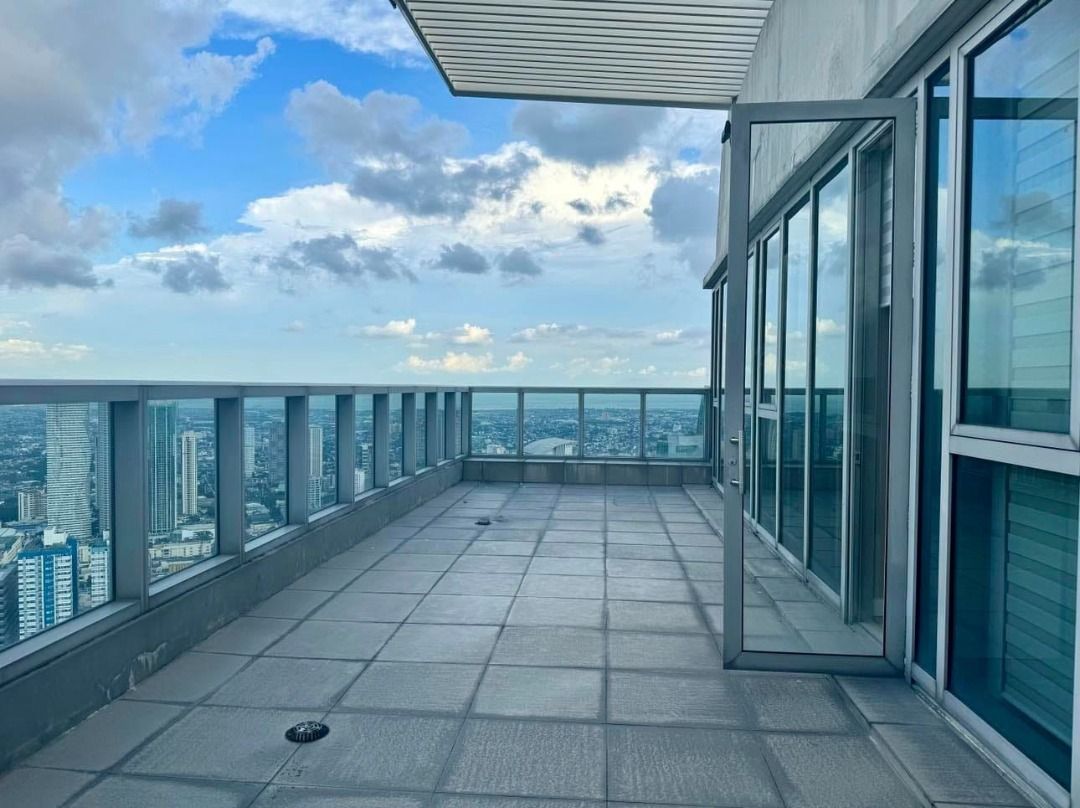 Image showcasing Luxury Living, 3-Bedroom Bi-Level Penthouse at One Shangri-La Place ...