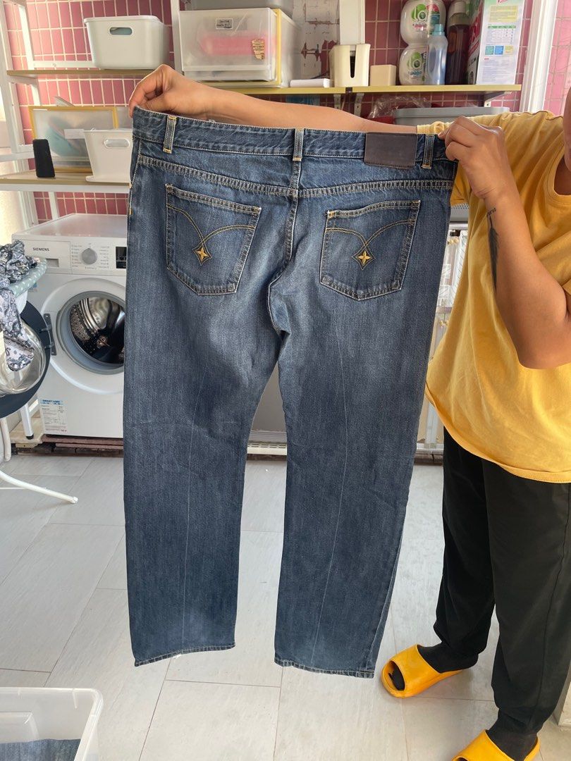 Gucci armani jeans shop