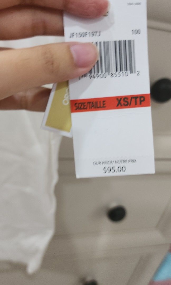 MICHAEL KORS SHIRT XS (Category: Shirts) located in Manila. Submitted by gingerific (Listing ID 1328979501, Image 2). Description: brand new from us size xs.
