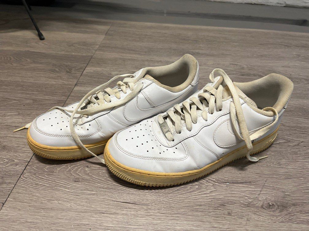 nike air force 1 yellow sole