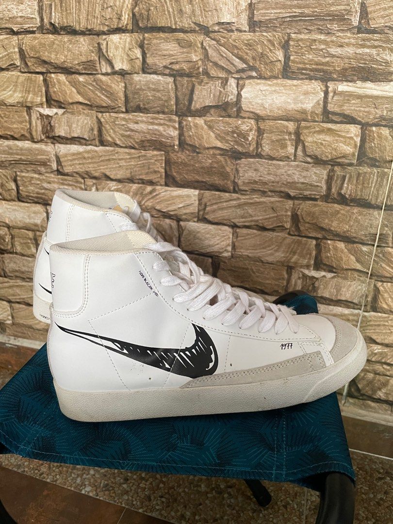 Nike blazer scratch on sale