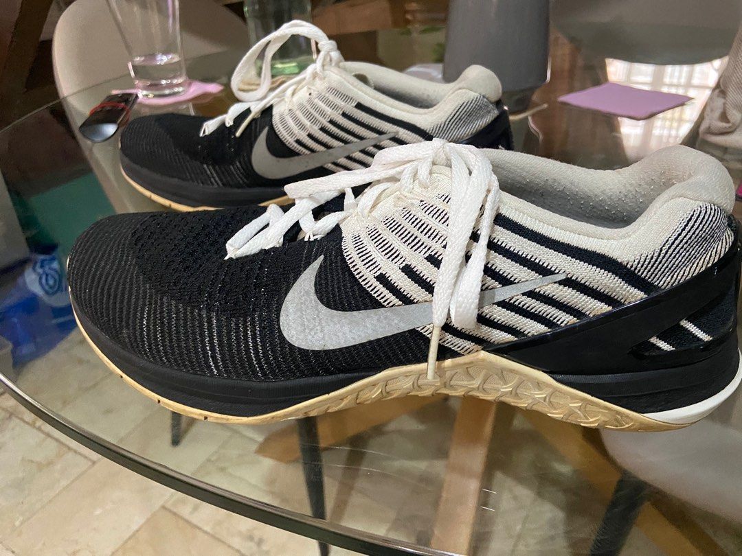 Nike grip metcon clearance