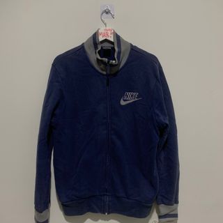 (Category: ) located in . Submitted by marr_store (Listing ID 1329044971, Image 1). Description: .