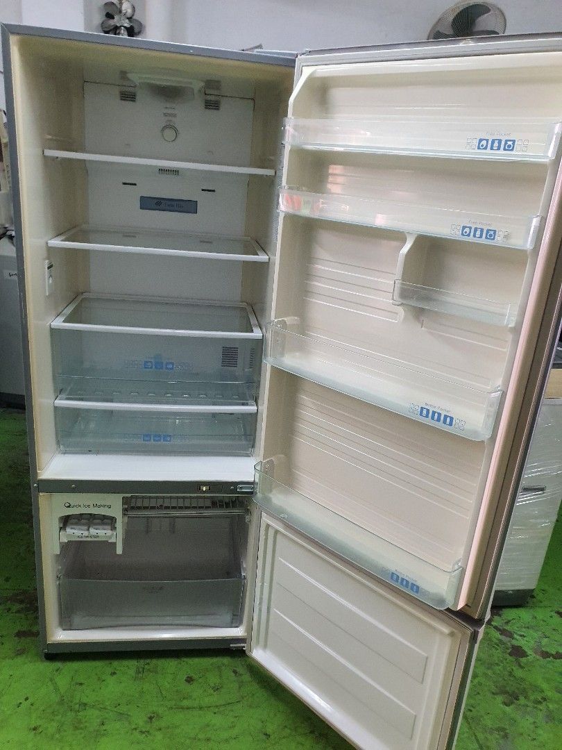 Invit Fridge Panasonic 2 door fridge inviter good conditions one month warrant, TV ...