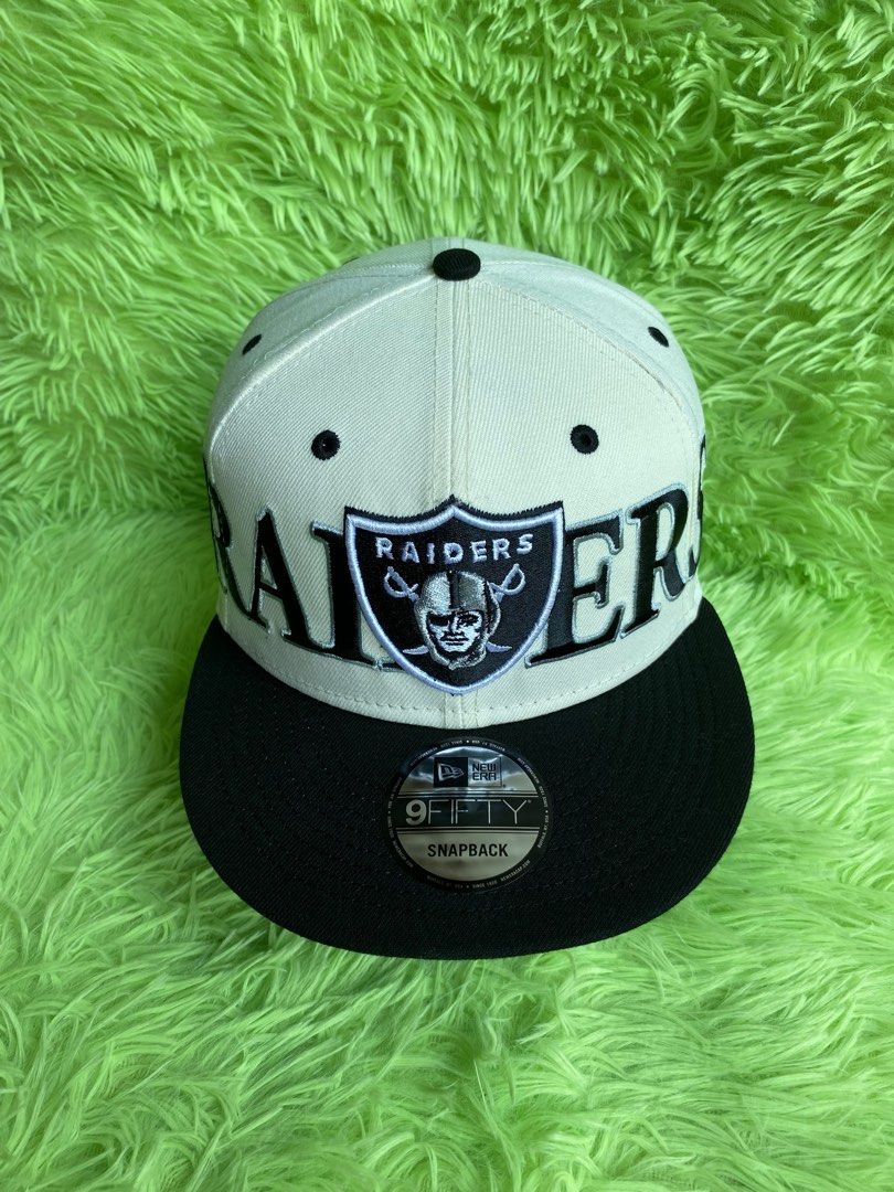 Raiders Wrap Around by New Era (Category: Caps & Hats) located in Makati City. Submitted by cap_garden (Listing ID 1328954072, Image 1). Description: Raiders Wrap Around by New Era Snapback Size : OSFM Price : ₱3,500 Brandnew Location: Bel Air Makati Mop: Gcash Only (NO COD / COP) Shipping: LBC / Lalamove No Return / No Exchange.