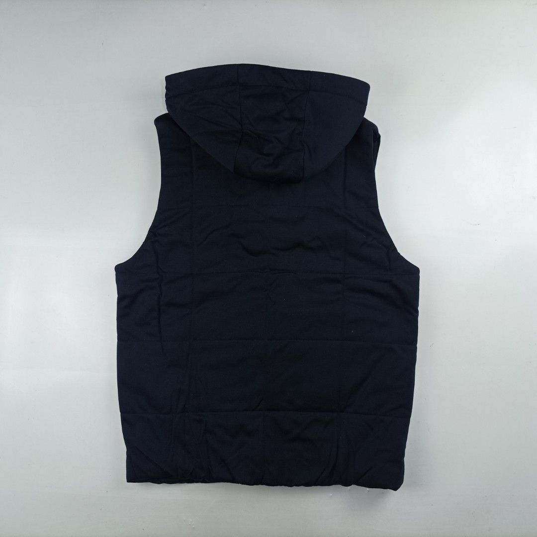 Rompi GU Vest padded fits M pria B069, Fesyen Pria, Pakaian Baju