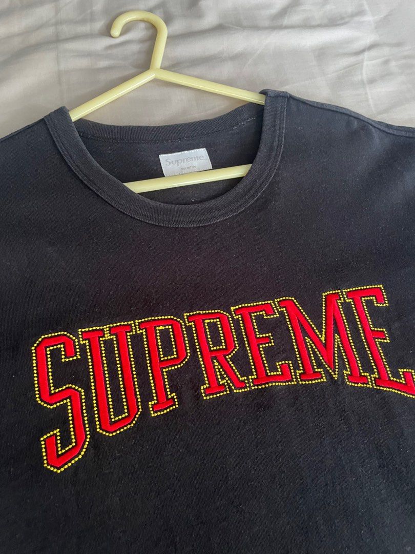 Supreme dotted arc tee cheap