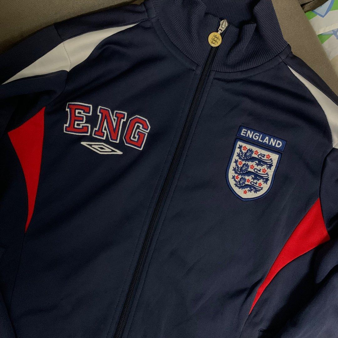 Umbro England Football Jacket Zipped Up