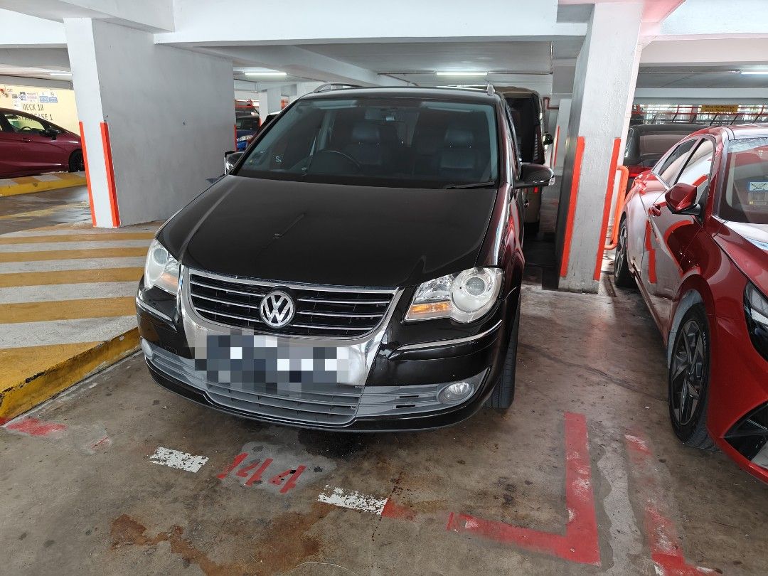 Volkswagen Touran 1.4 tsi Auto (Category: Used Cars) located in Singapore. Submitted by melvin_k_ (Listing ID 1329097919, Image 1). Description: .