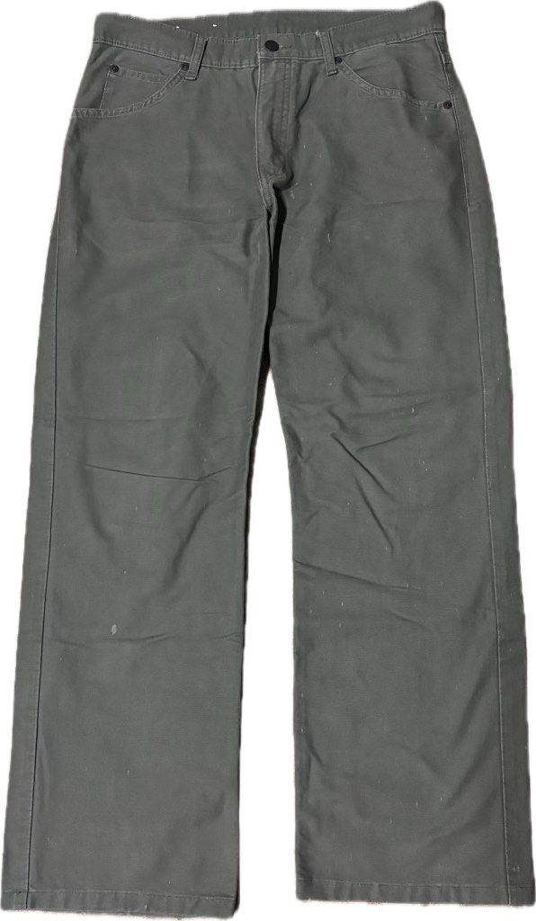 WRANGLER JEANS (Category: Jeans) located in Manila. Submitted by kidclutter (Listing ID 1329089554, Image 1). Description: Wrangler Jeans 32x39.