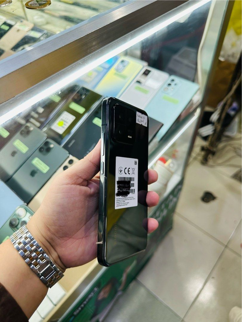 Xiaomi 13 5G 256gb FU No issue (Category: Xiaomi) located in San Juan City. Submitted by javedsgadgetshop (Listing ID 1329089945, Image 3). Description: OPEN FOR INSTALLMENT VIA CREDIT CARD/GGIVES/SPAY/BILLEASE & SWAP/TRADE-IN! BUY AND SELL! Quick Specs : Xiaomi 13 5G •256gb •NTC Variant •Good batt health •Factory Unlock •95% Smoothness •No hidden issue | No Repaired •100% Authentic | Not Refurbished •w/ OEM Charger & store warranty ❣️ - serial c