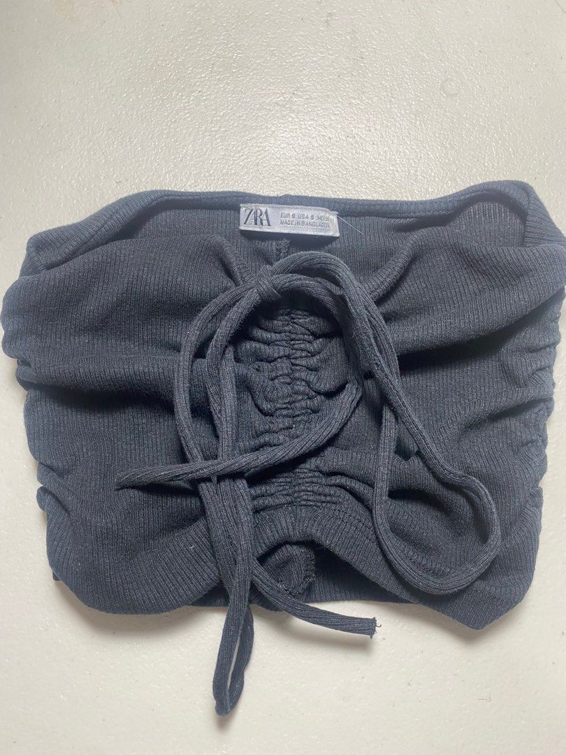 Zara crop top/ tube top (Category: Others Tops) located in Lucena. Submitted by aa_sells (Listing ID 1329040004, Image 1). Description: .