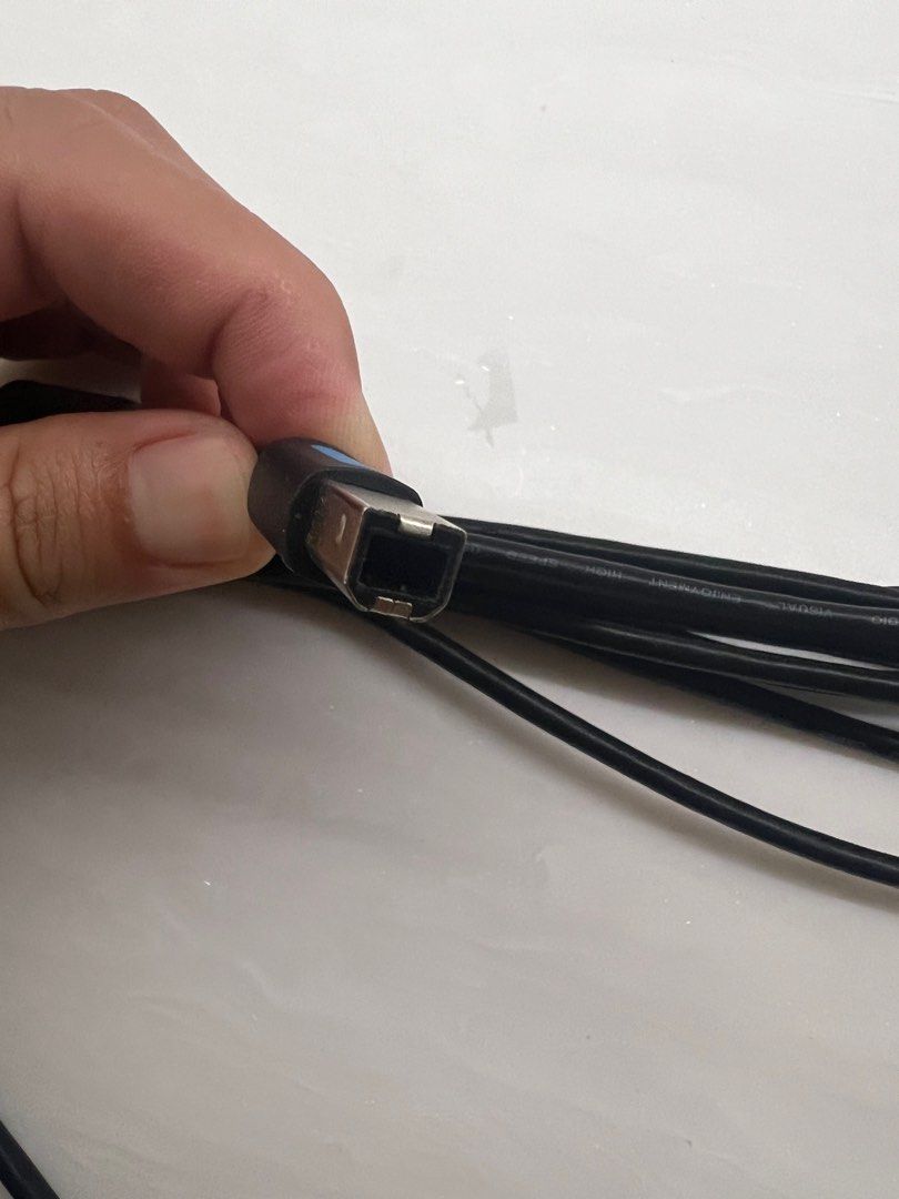 12M Printer Cable (Category: Cables & Adaptors) located in Singapore. Submitted by dn_010497 (Listing ID 1329235758, Image 2). Description: 12M printer cable Self collection at Tampines .