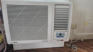 2.5 HP  Inverter Aircon window type