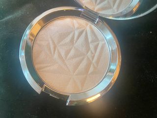（分類：）位於 。 由 crown_me 提交（商品編號 1329285537，圖片 1）。簡介： 。