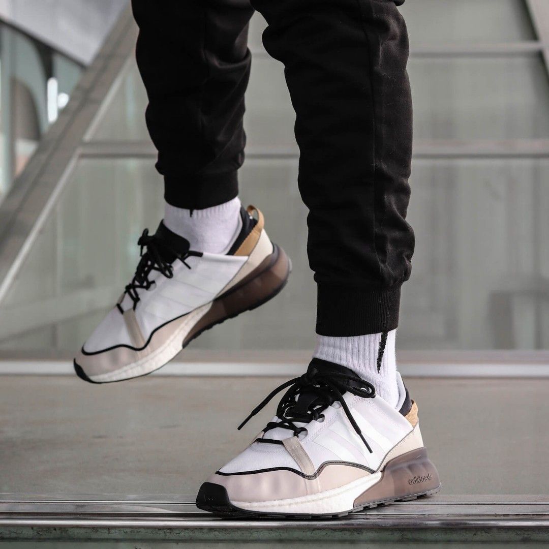 Adidas ZX 2K BOOST PURE sneakers, 女裝, 鞋, 波鞋- Carousell