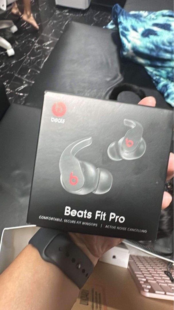Beats Fit Pro (Category: Earphones) located in Quezon City. Submitted by jaymaxx30 (Listing ID 1329151095, Image 1). Description: Slightly used Lady owned .