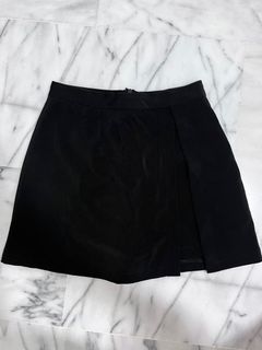 (Category: ) located in . Submitted by styledbypetite (Listing ID 1329165432, Image 1). Description: .