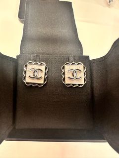 （分類：）位於 。 由 daytoyab 提交（商品編號 1329275396，圖片 1）。簡介： 。