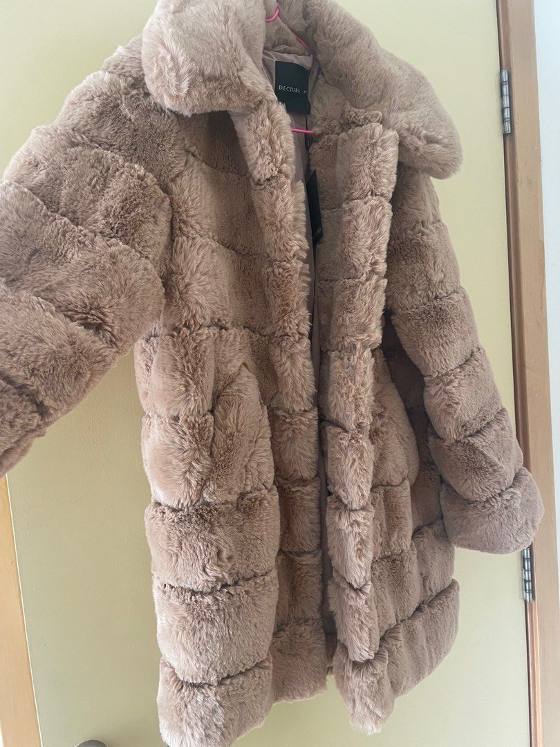 Decjuba fur coat online