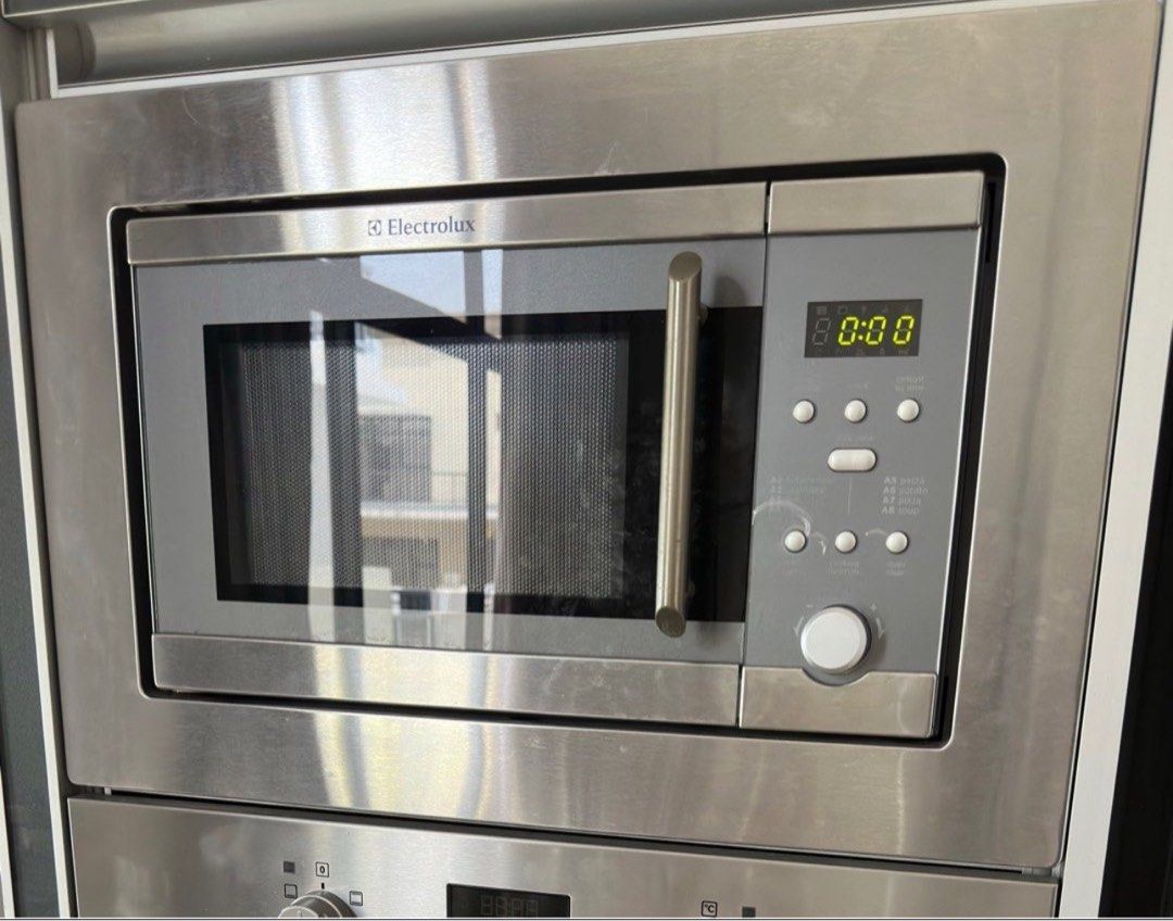 Electrolux EMS2048X Built In Microwave