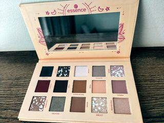 (Category: ) located in . Submitted by withlovelv (Listing ID 1329162465, Image 1). Description: .