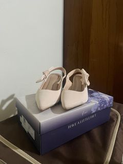 (Kategori: ) berada di . Dikirim oleh lemarieli (ID iklan 1329118835, Gambar 1). Deskripsi: .