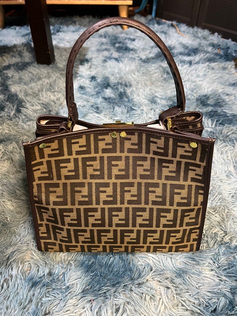 Fendi bag (Category: Luxury Bags & Wallets) located in Makati City. Submitted by maltitalibrary (Listing ID 1329270260, Image 2). Description: Fendi peekabok bag Never use Brand new strap .