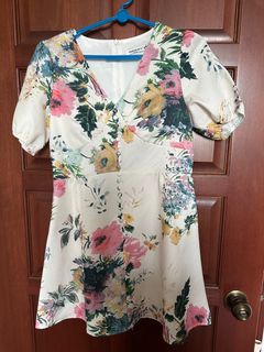 (Category: ) located in . Submitted by miaholic (Listing ID 1329214211, Image 1). Description: .