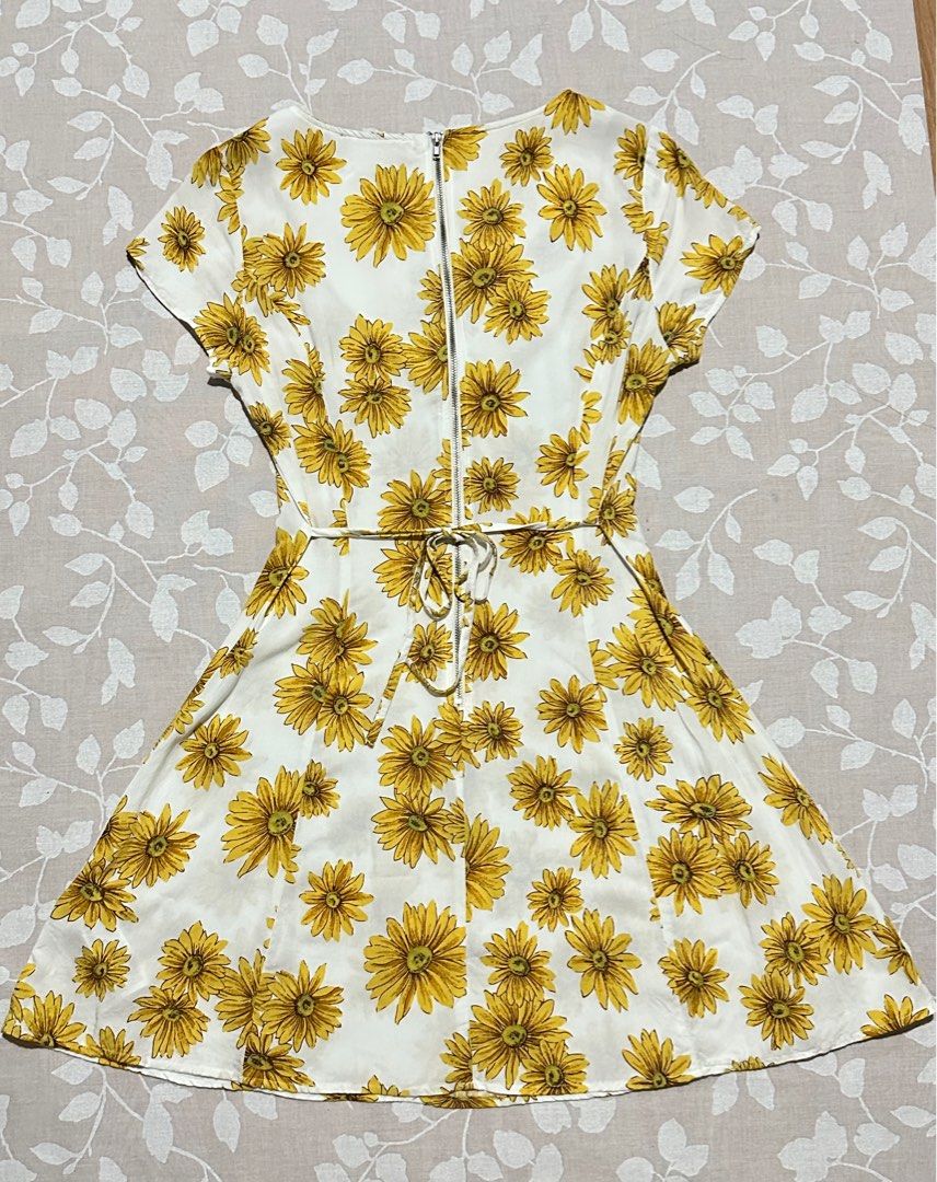Sunflower dress forever 21 cheap