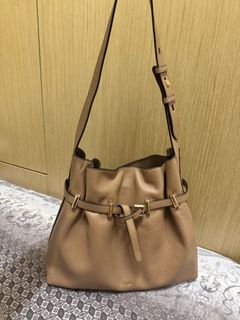 （分類：）位於 。 由 tsangyl 提交（商品編號 1329246865，圖片 1）。簡介： 。