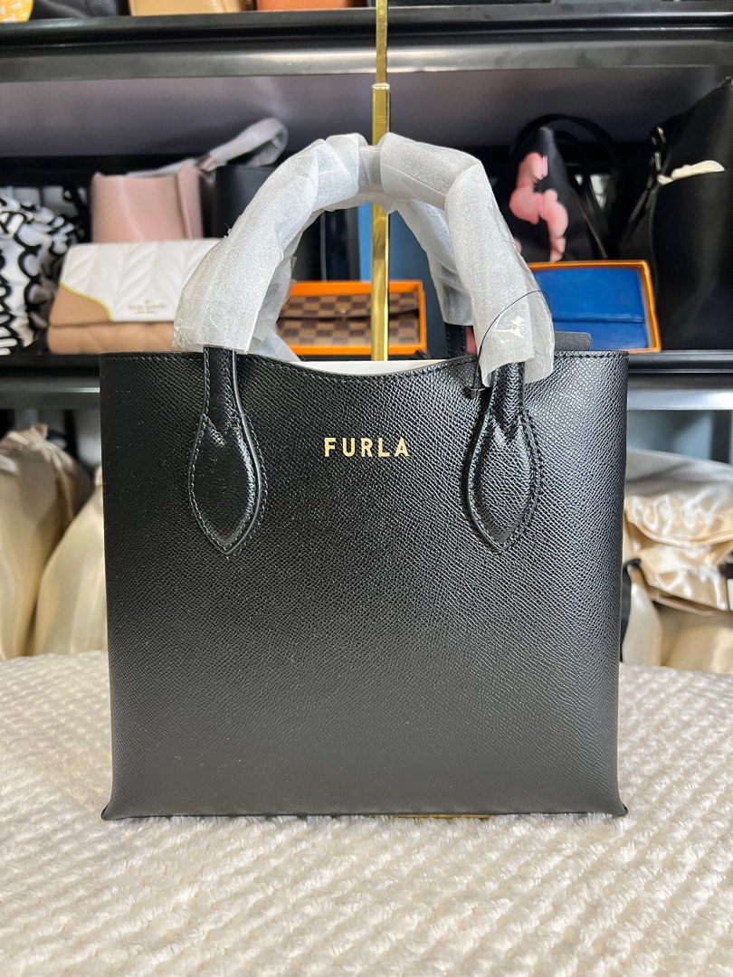 FURLA Era Tote Vitello Andromeda 100% ORIGINAL, Luxury, Bags & Wallets on  Carousell