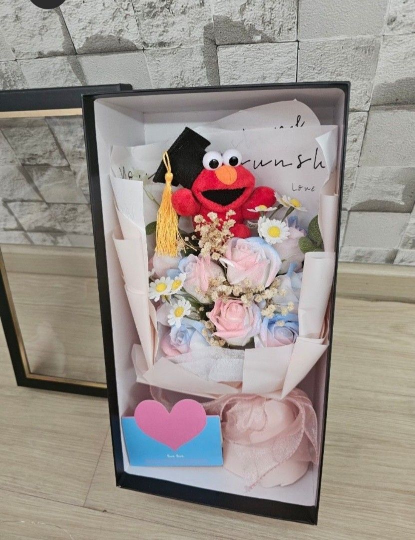 Elmo Flower Arrangement Elmo Flower Bouquet : R/dallemini